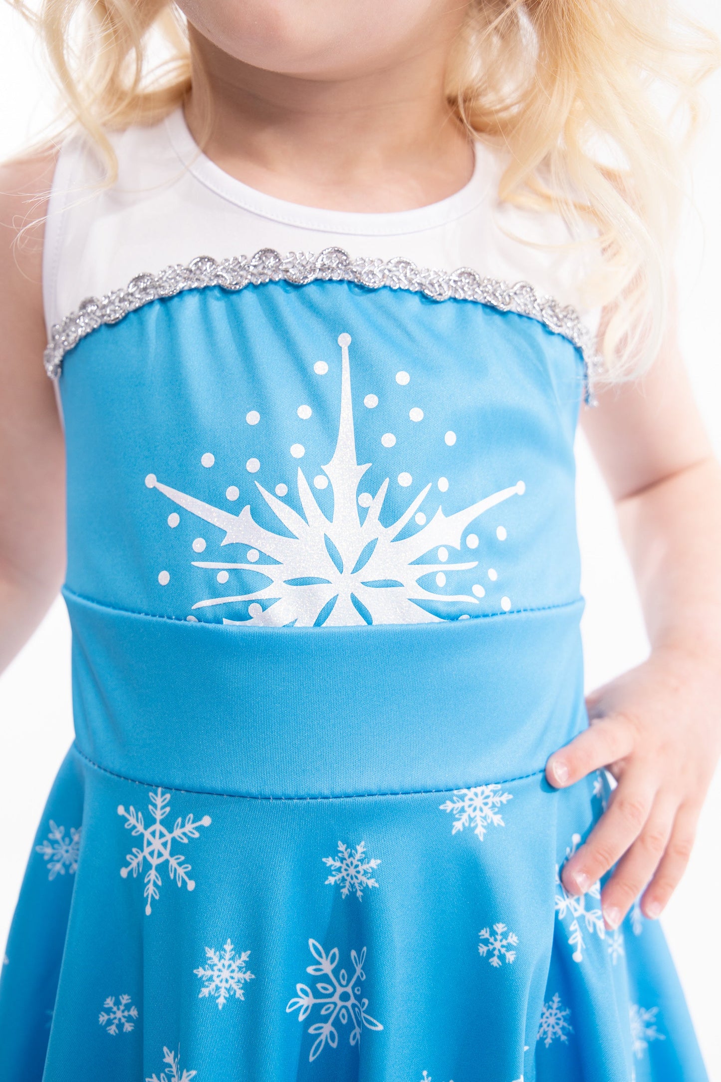 Robe tourbillonnante sur glace